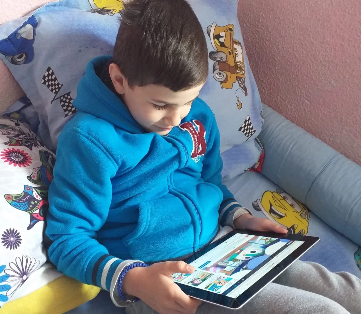 Los niños necesitan estudiar ahora