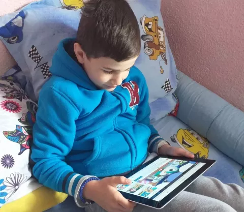 Los niños necesitan estudiar ahora